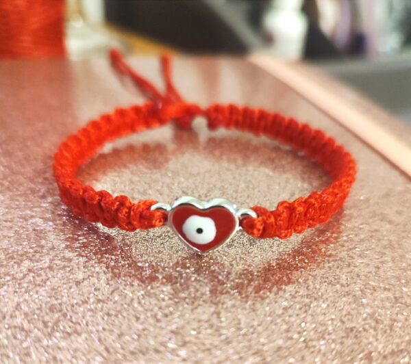 Red Heart Eye Bracelet