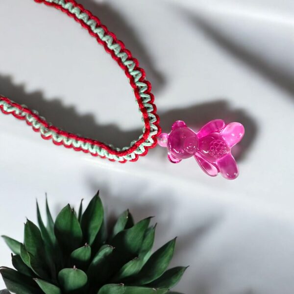 Gummy bear choker