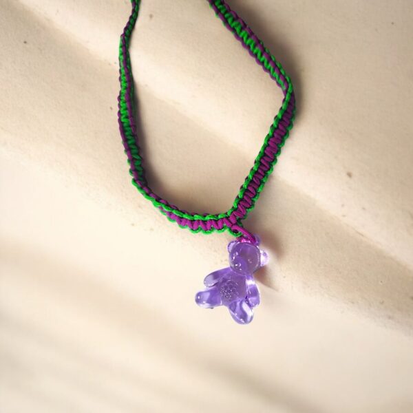 Gummy bear choker