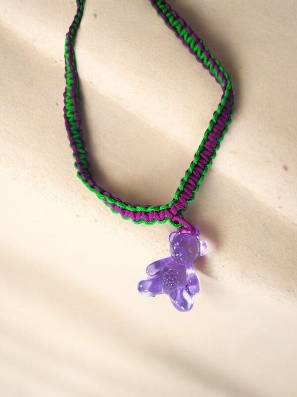 Gummy bear choker