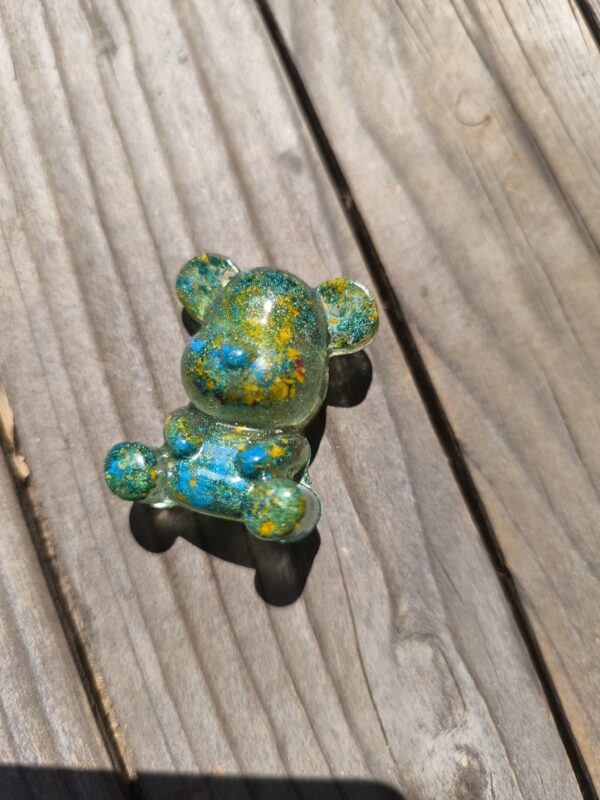 Dusty bear brooch