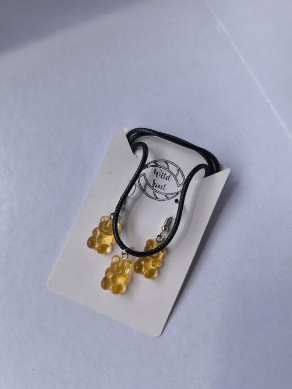 Orange gummy bear set