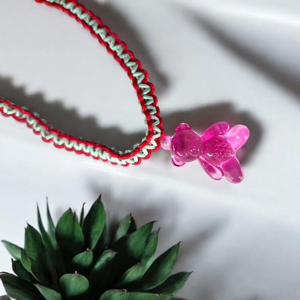 Gummy bear choker